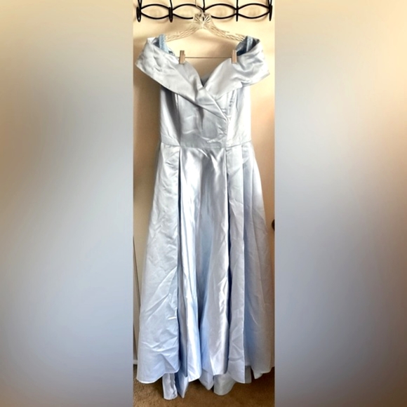 Off-Shoulder Floor-Length Satin Ball Gown, Formal Evening, Light Blue, Size 14 - Picture 2 of 3